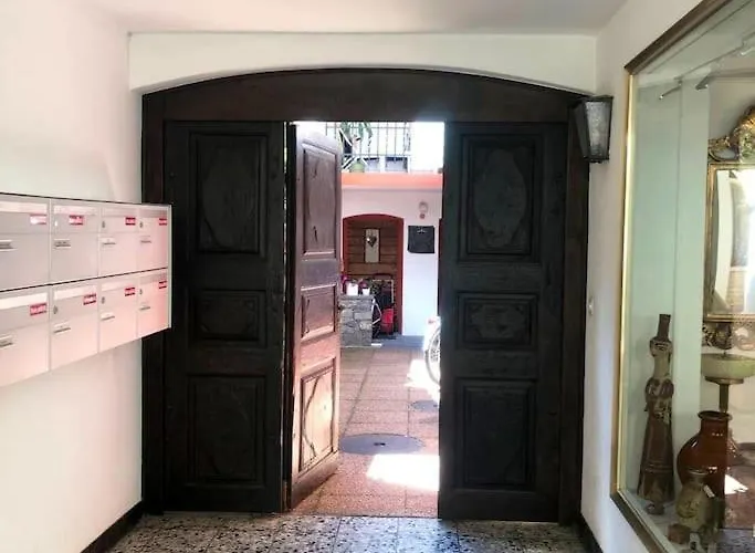 , Rooftop Terrace Apartman